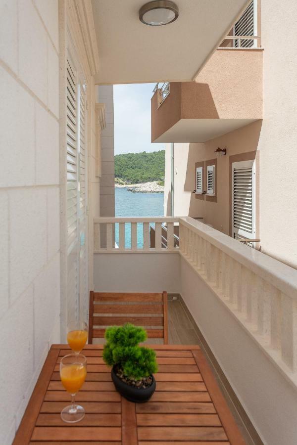 מילנה Villa Stonehouse מראה חיצוני תמונה
